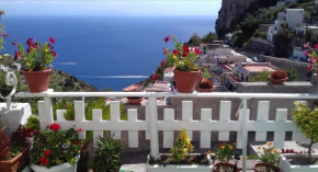 CASA ENZO con vista mare Amalfi